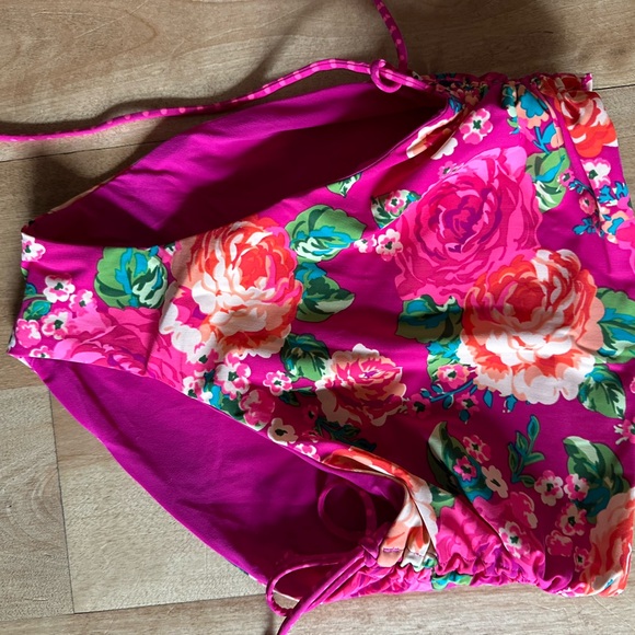 BNWT Skinny Dippers Crushin Kiara Pink Floral Two Piece Bathing Suit. Medium - Picture 5 of 9